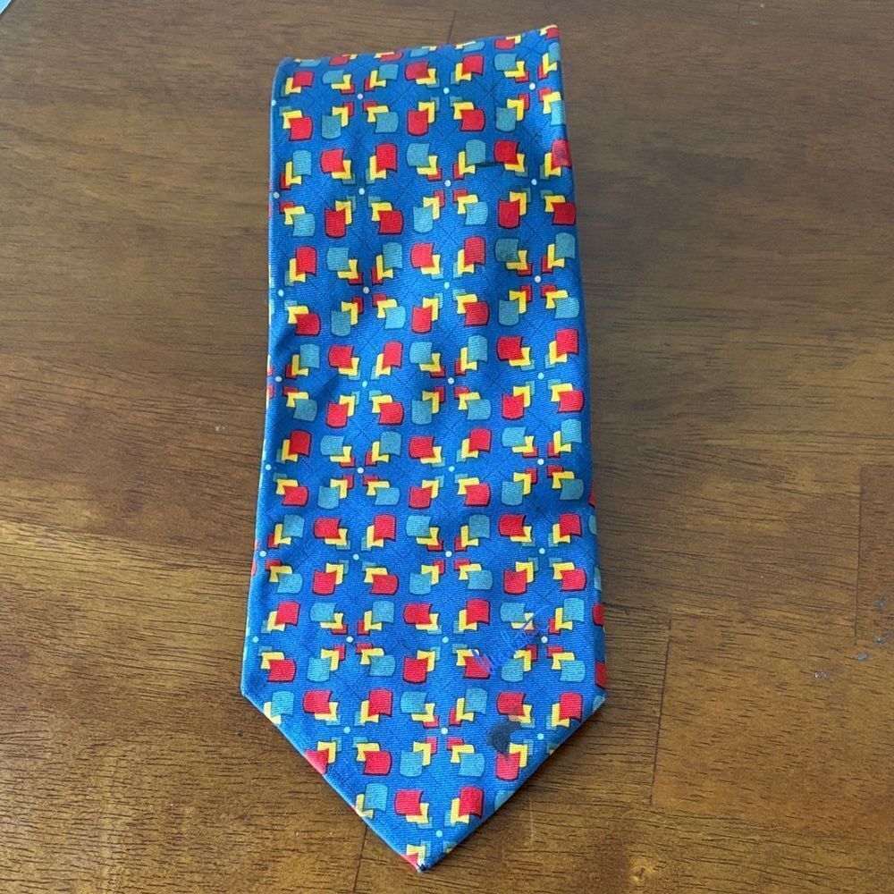 Manhattan Blue and Red Patterned Tie XL